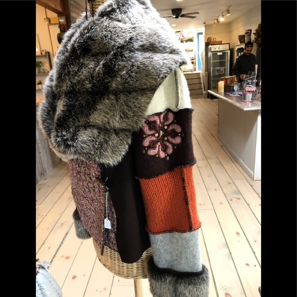 Jacket - Picture 3 of 3